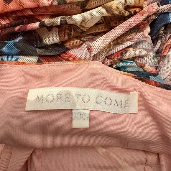 Artistic Print Ruched Dress - Picture 4 of 4